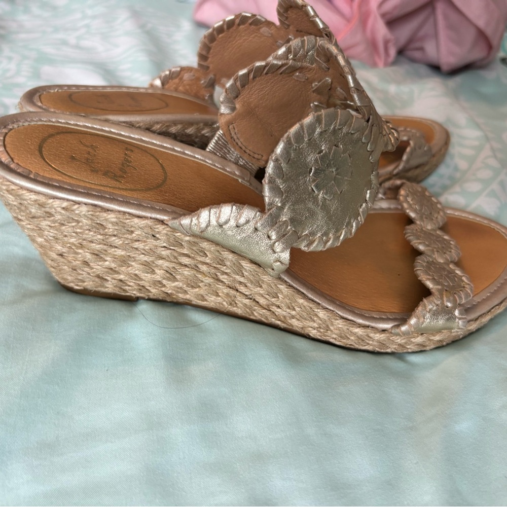 Really cute preppy sandals